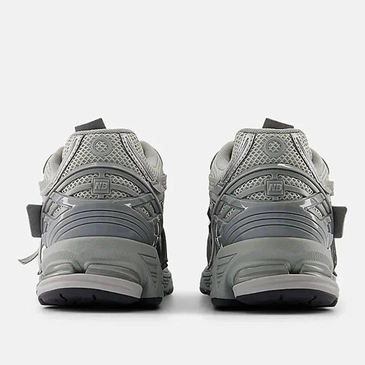 New Balance 1906A Concrete Silver Metallic