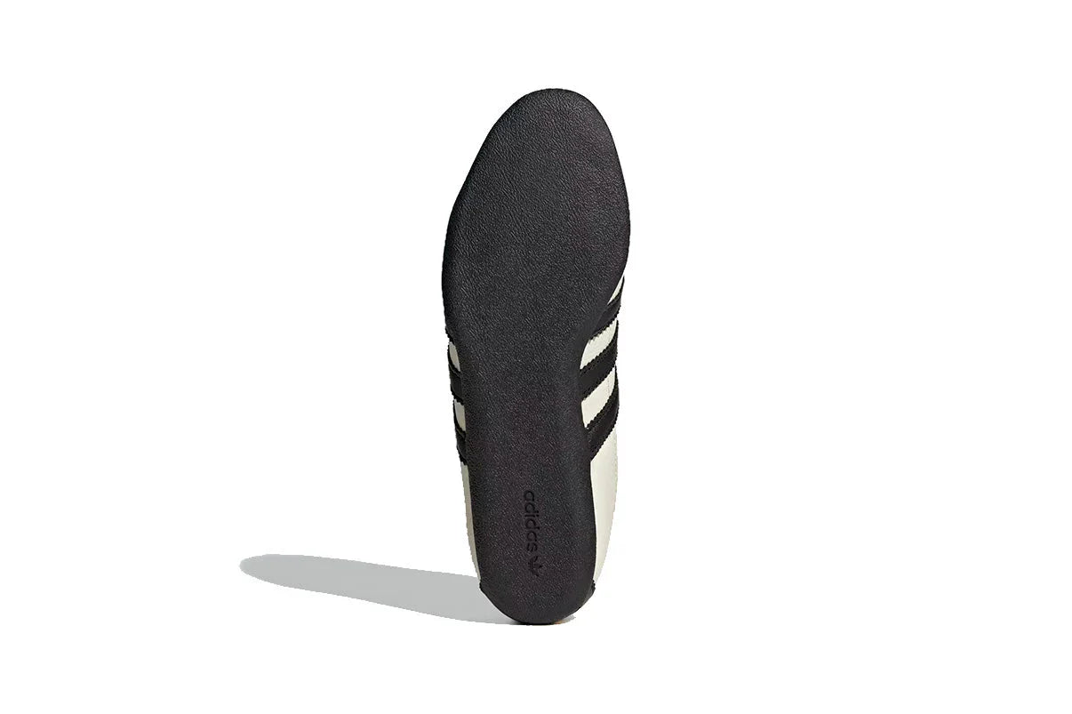 Adidas Tokyo Off White Core Black Branco